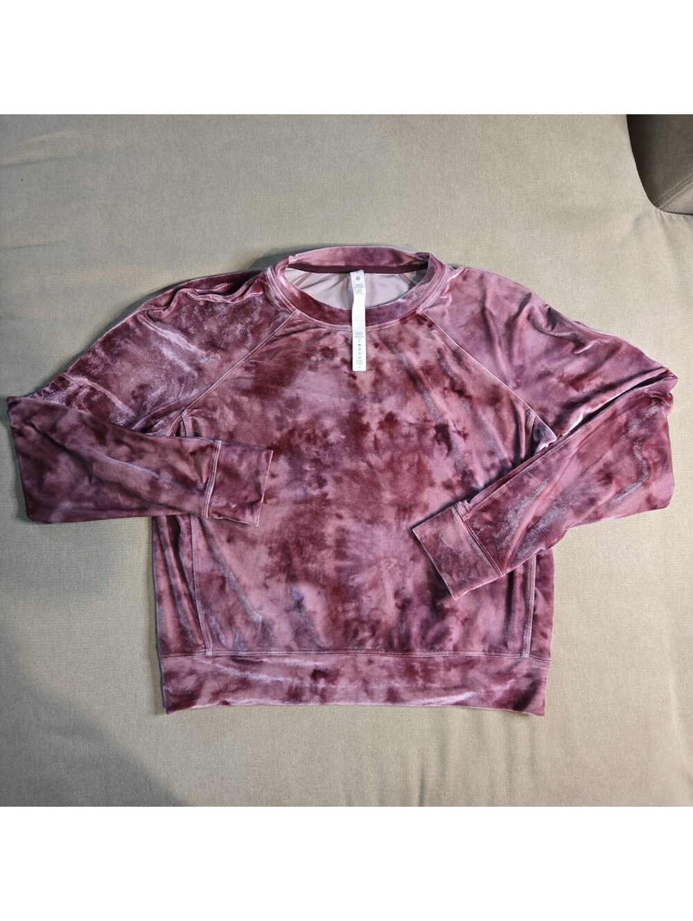 Lululemon Velour Warm Down Crew Interstellar Berry Red Tie Dye Size 8 Women’s